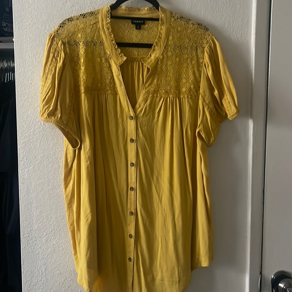Yellow button up blouse with lace shoulders
